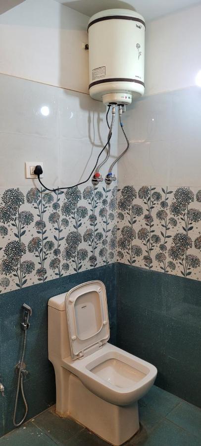 Hotel Snow Country Villa Manāli Zewnętrze zdjęcie